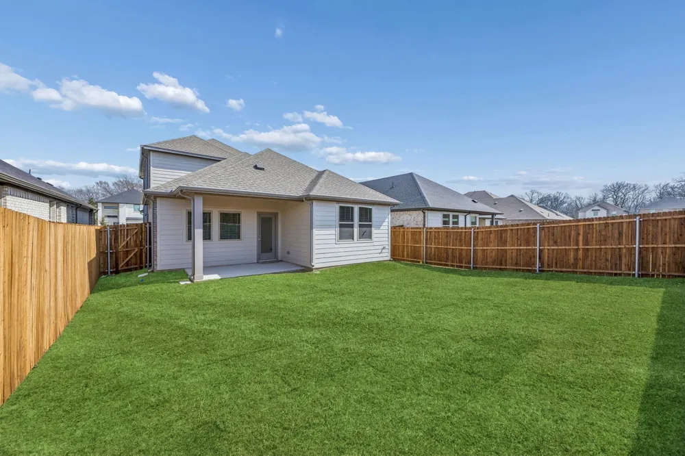 1941 Paddock Lane Seagoville, TX 75159