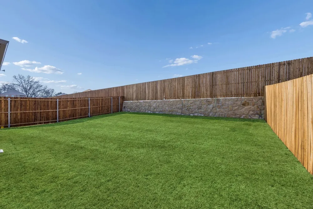 1941 Paddock Lane Seagoville, TX 75159