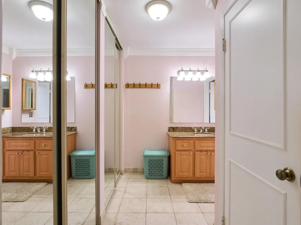 563 Brackenwood Place Palm Beach Gardens, FL 33418