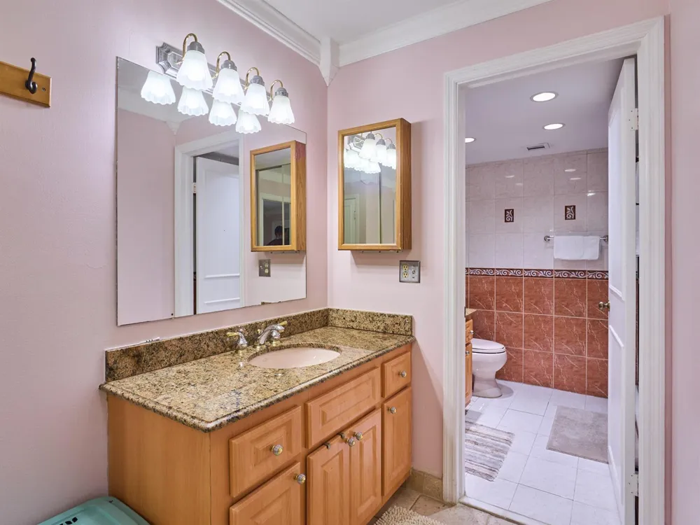563 Brackenwood Place Palm Beach Gardens, FL 33418