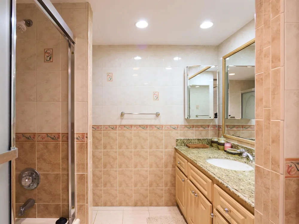 563 Brackenwood Place Palm Beach Gardens, FL 33418
