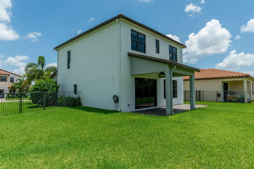 5447 Starfish Road Westlake, FL 33470
