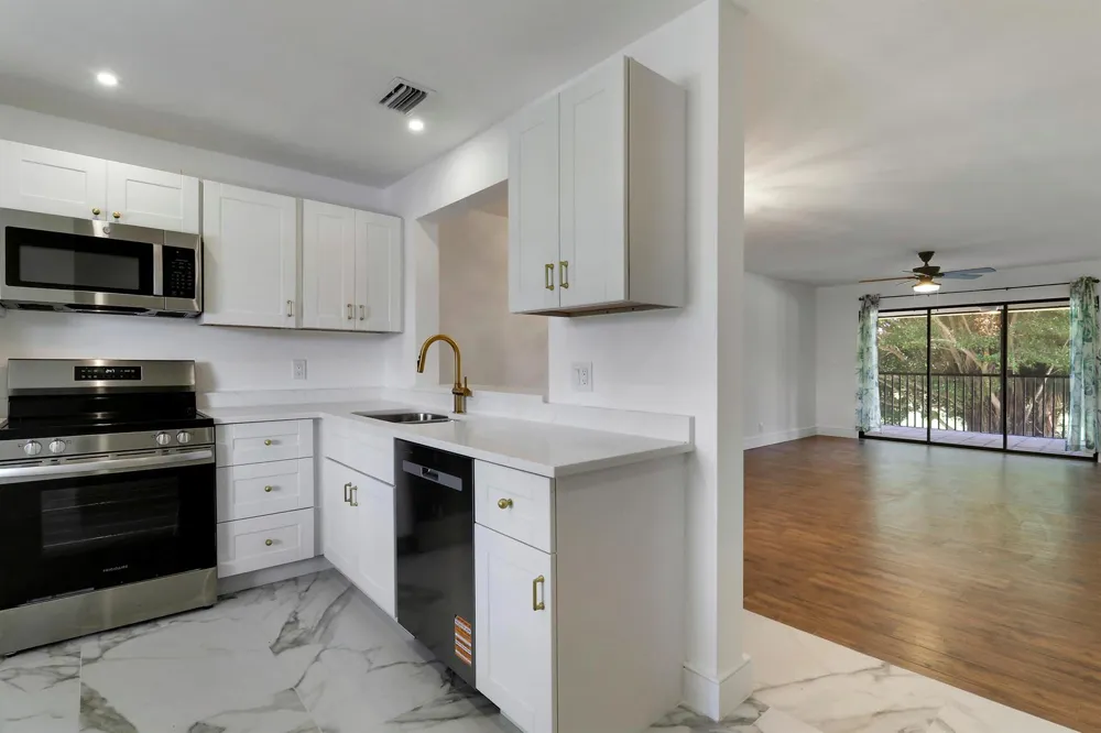 6940 SE Constitution Boulevard Hobe Sound, FL 33455