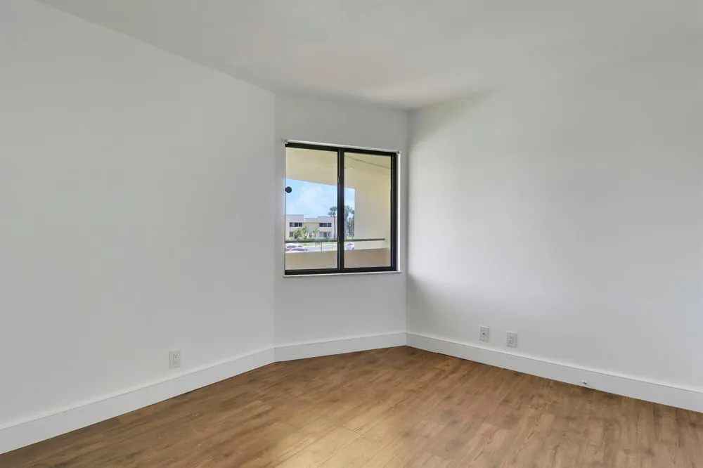6940 SE Constitution Boulevard Hobe Sound, FL 33455