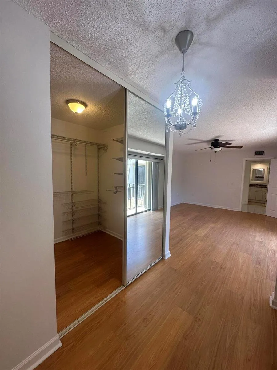 1700 EMBASSY DRIVE #606 West Palm Beach, FL 33401