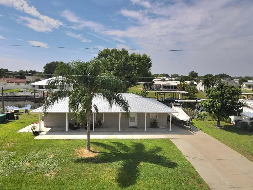 2634 SE 30TH STREET Okeechobee, FL 34974