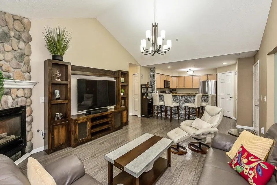 1550 Oakfield Drive Ann Arbor, MI 48108
