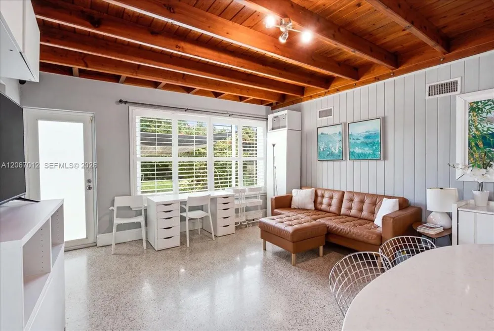 155 SW 28th Rd Miami, FL 33129