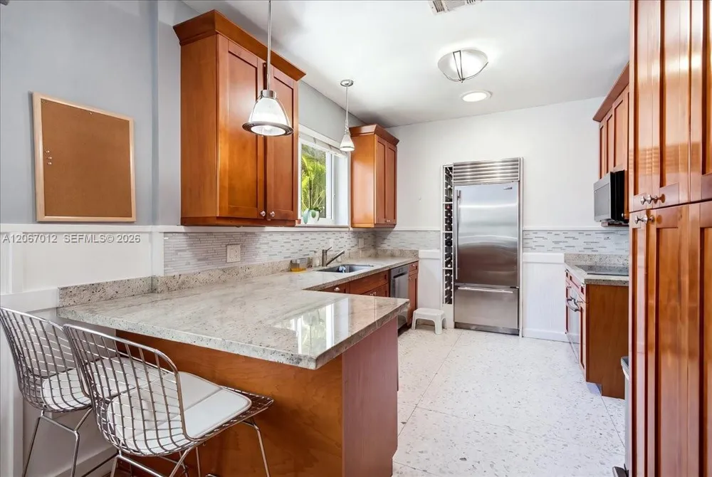 155 SW 28th Rd Miami, FL 33129