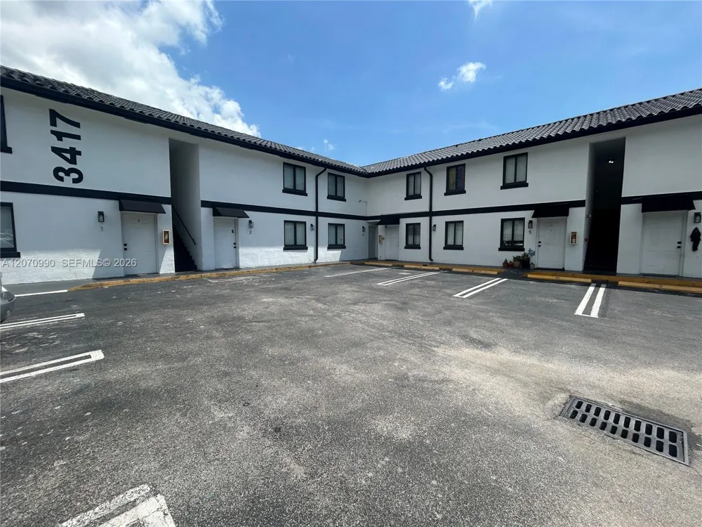 3417 NW 22nd Ave #12 Miami, FL 33142