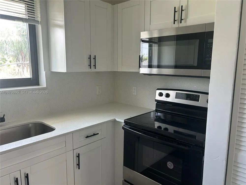 3417 NW 22nd Ave #12 Miami, FL 33142