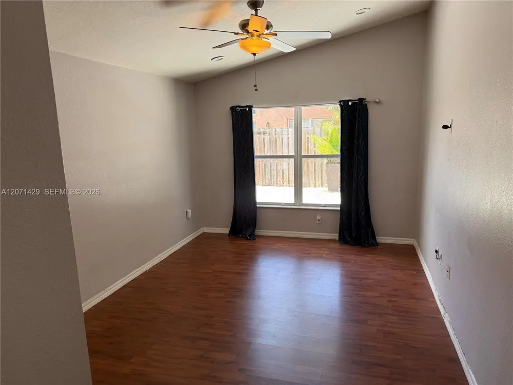 1901 SE 15th St Homestead, FL 33035