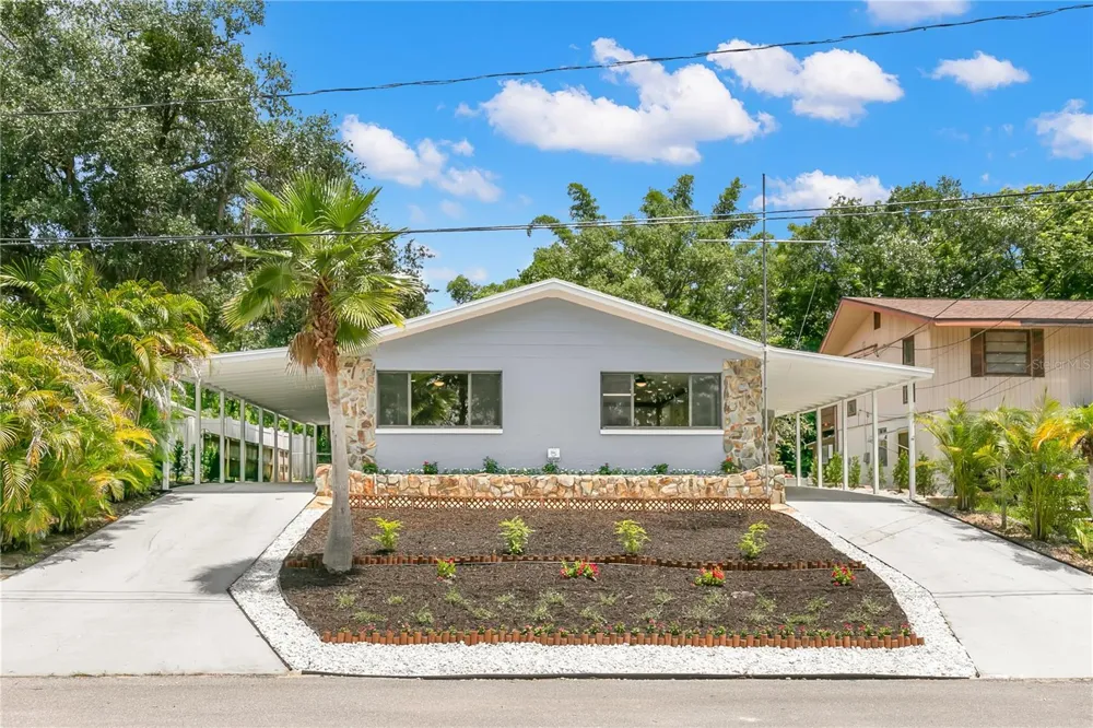 1435 WEGMANN DRIVE Tarpon Springs, FL 34689