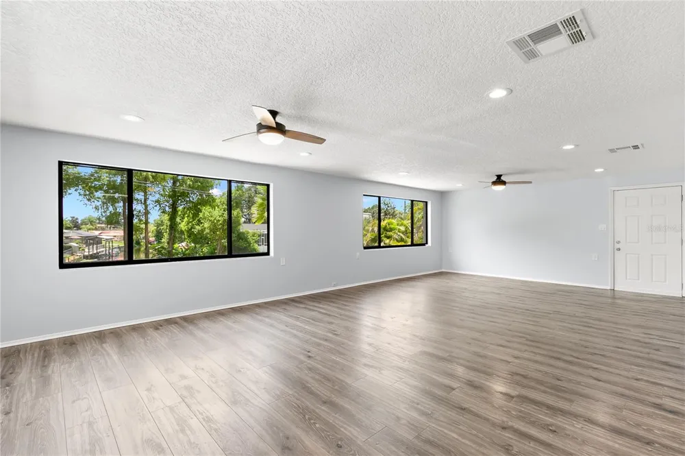 1435 WEGMANN DRIVE Tarpon Springs, FL 34689
