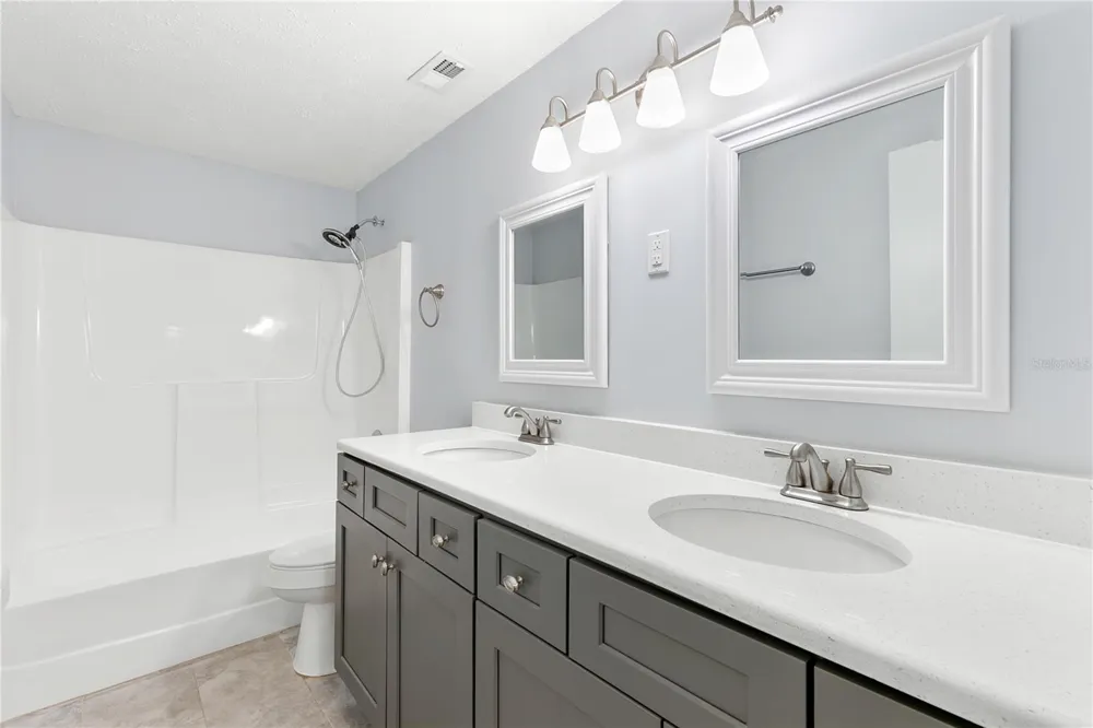 1435 WEGMANN DRIVE Tarpon Springs, FL 34689