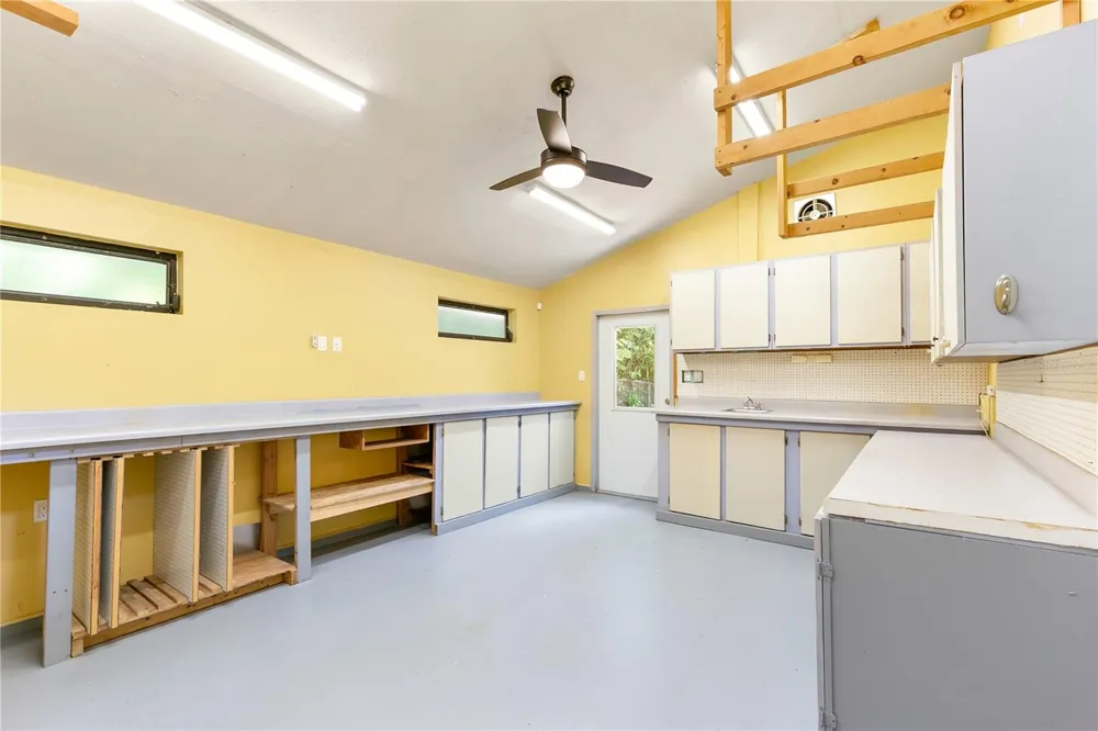 1435 WEGMANN DRIVE Tarpon Springs, FL 34689