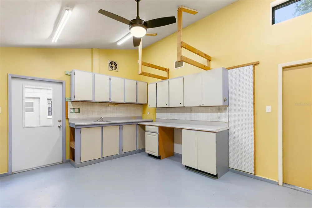 1435 WEGMANN DRIVE Tarpon Springs, FL 34689