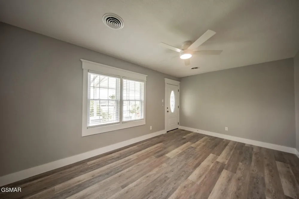 359 Old Knoxville Highway Newport, TN 37821
