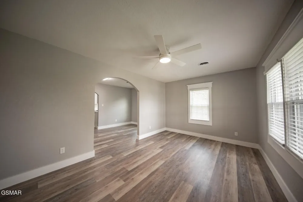 359 Old Knoxville Highway Newport, TN 37821