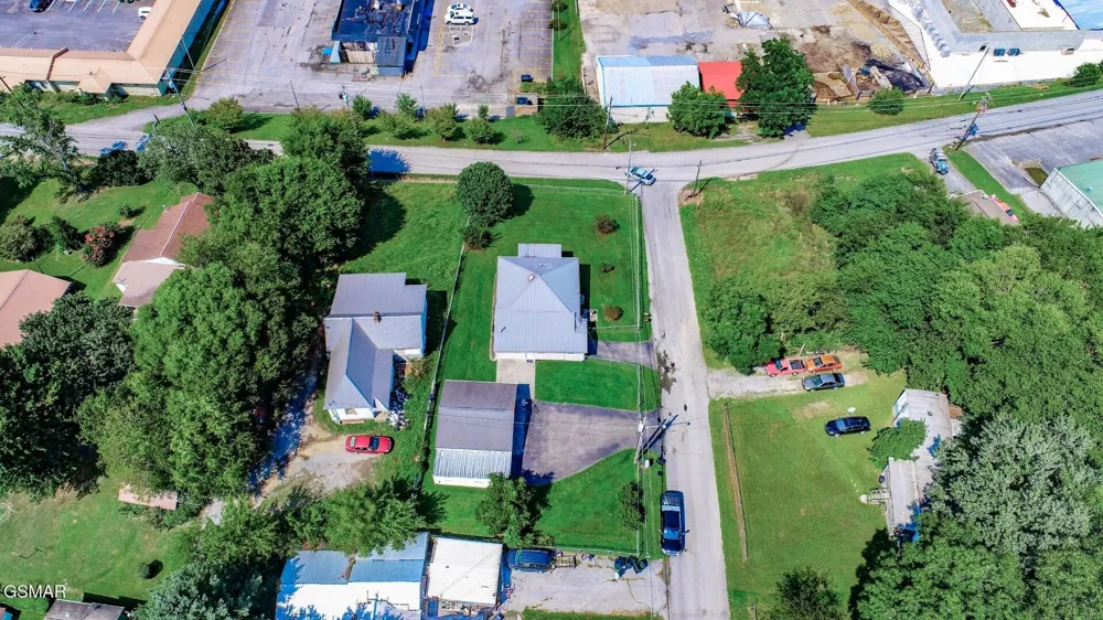 359 Old Knoxville Highway Newport, TN 37821