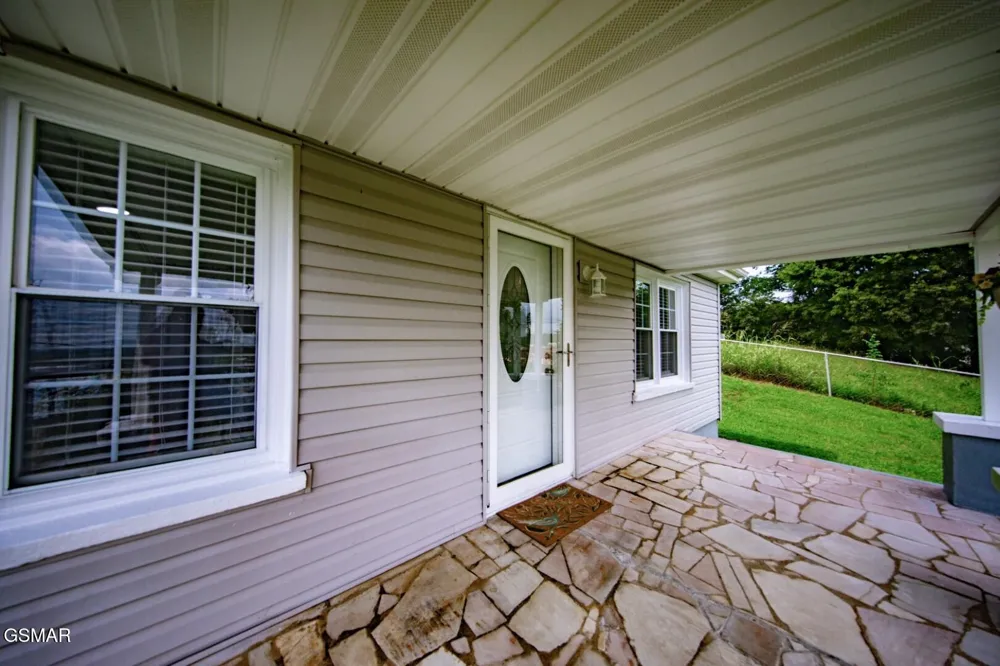 359 Old Knoxville Highway Newport, TN 37821
