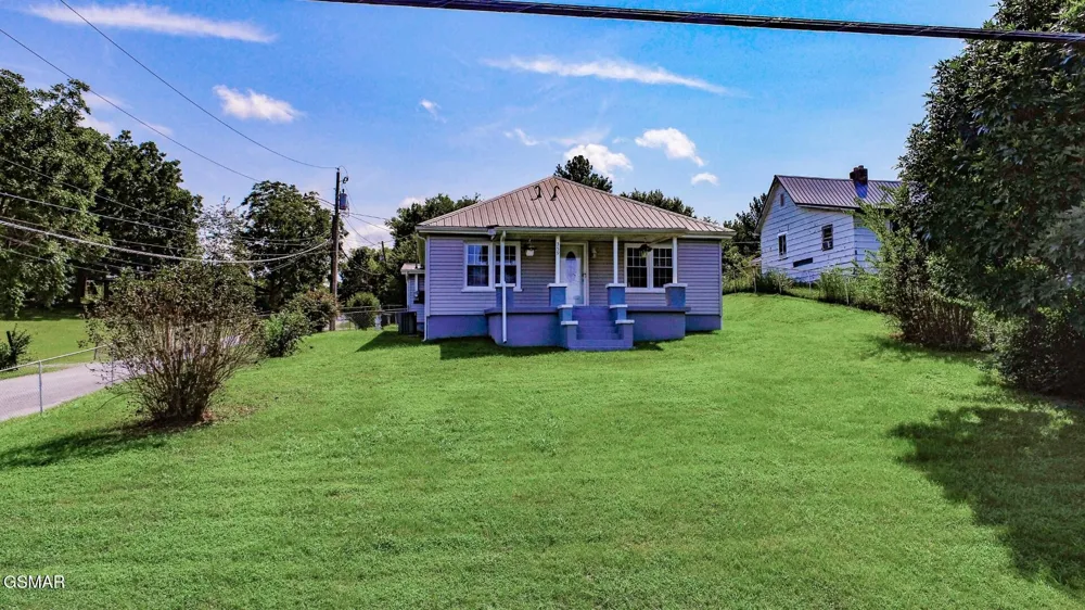 359 Old Knoxville Highway Newport, TN 37821