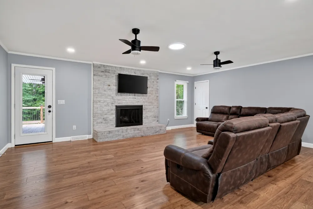 2727 Old Salem Dr Cookeville, TN 38506