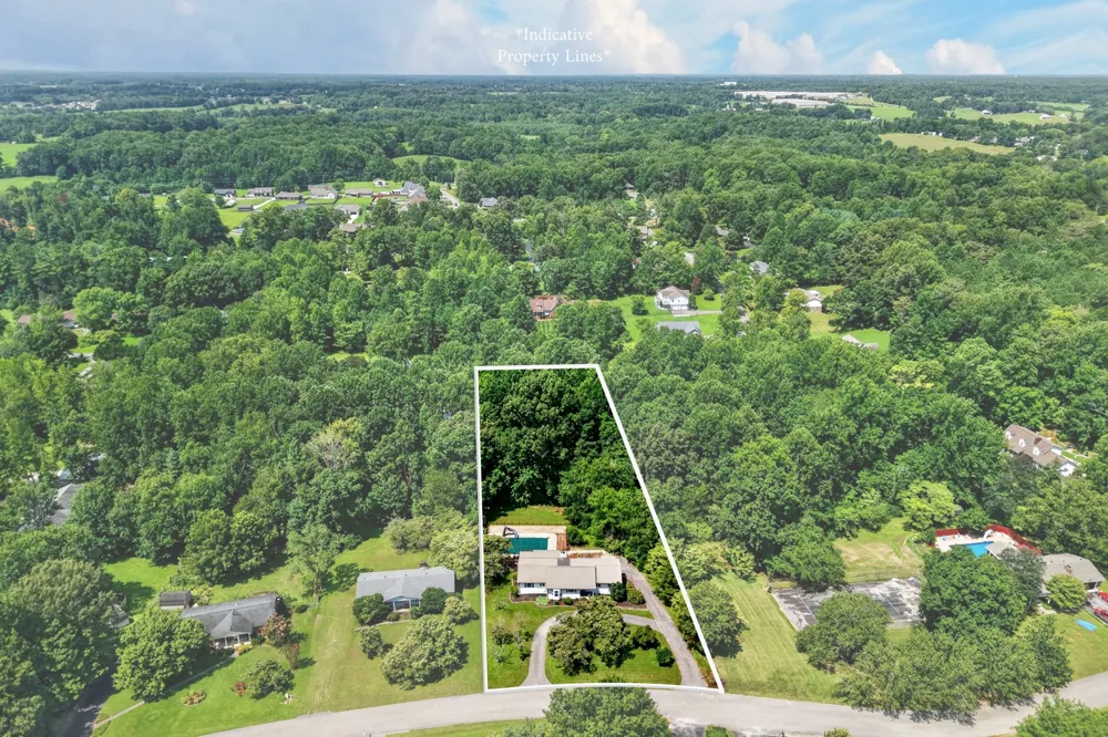 2727 Old Salem Dr Cookeville, TN 38506