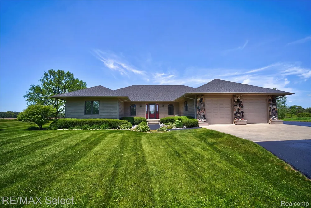 9120 RAY ROAD Gaines Township, MI 48436