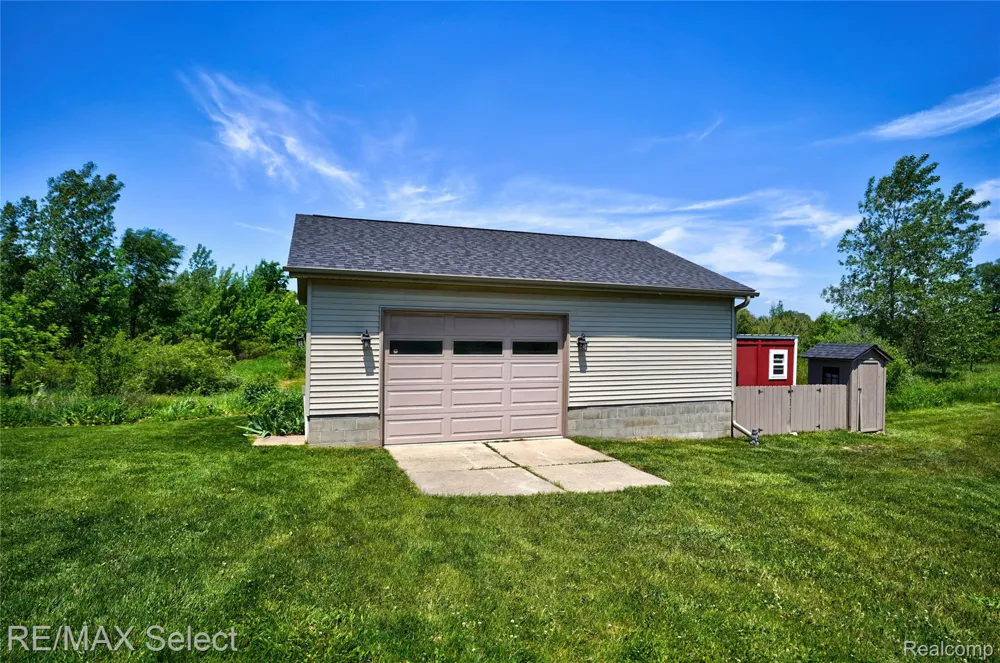 9120 RAY ROAD Gaines Township, MI 48436