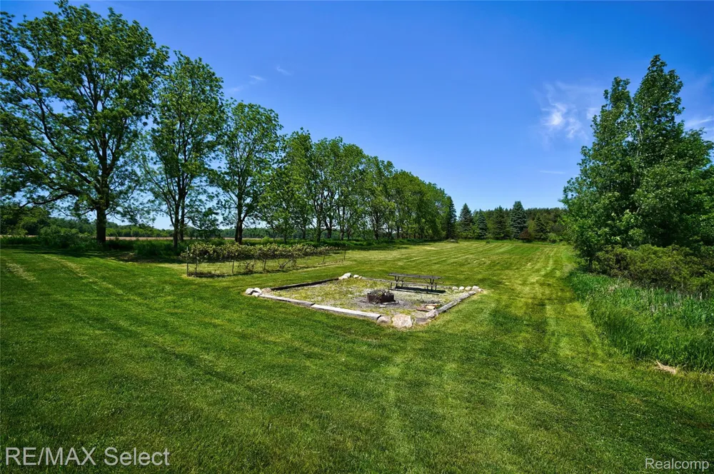 9120 RAY ROAD Gaines Township, MI 48436