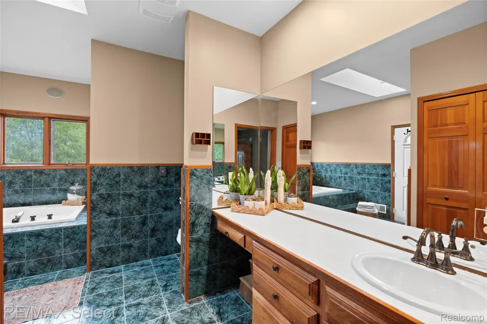 9120 RAY ROAD Gaines Township, MI 48436