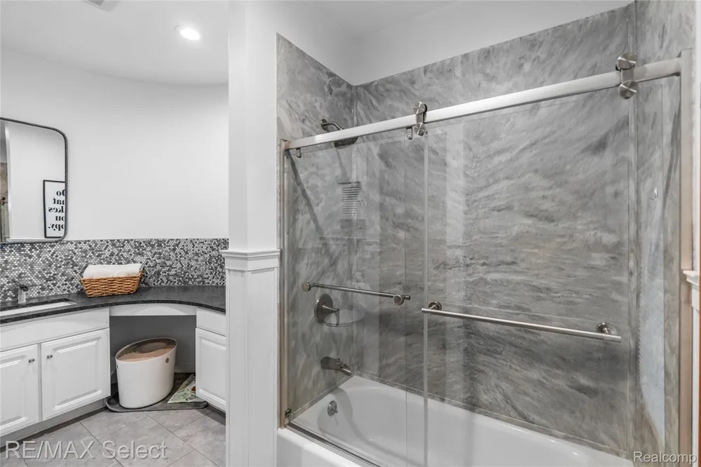9120 RAY ROAD Gaines Township, MI 48436