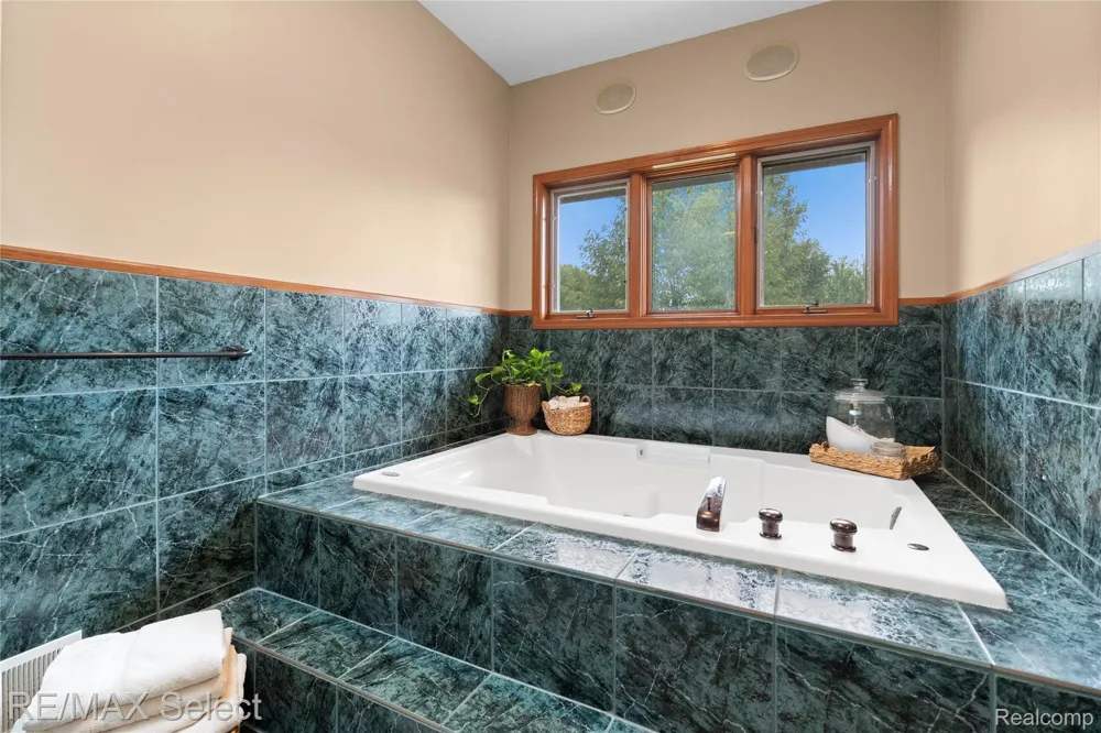 9120 RAY ROAD Gaines Township, MI 48436