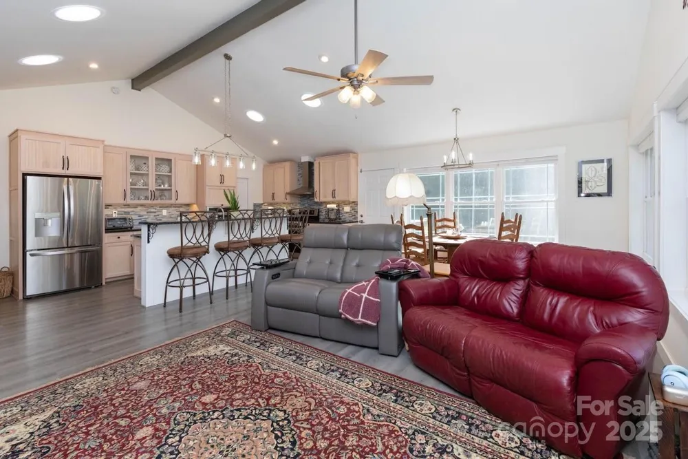 2888 Beaverdam Road Canton, NC 28716