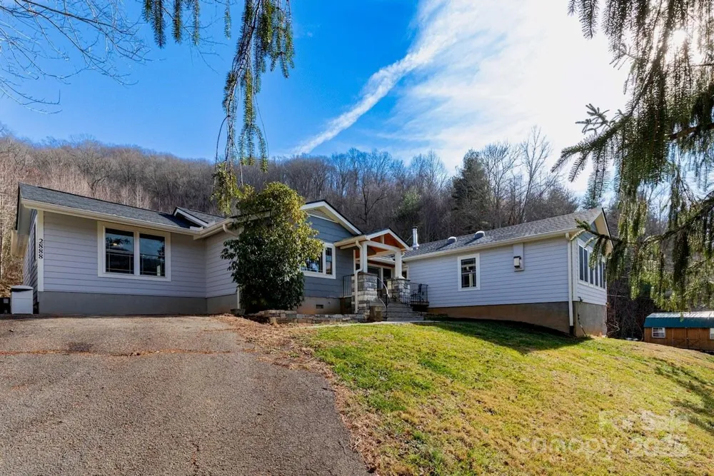2888 Beaverdam Road Canton, NC 28716