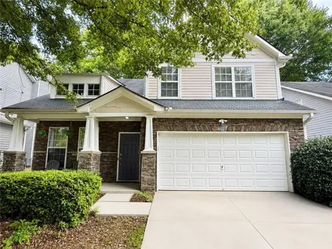 1423 Lady Slipper Court NW