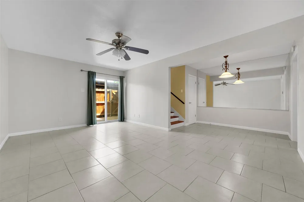 1817 E Grauwyler Road #158 Irving, TX 75061