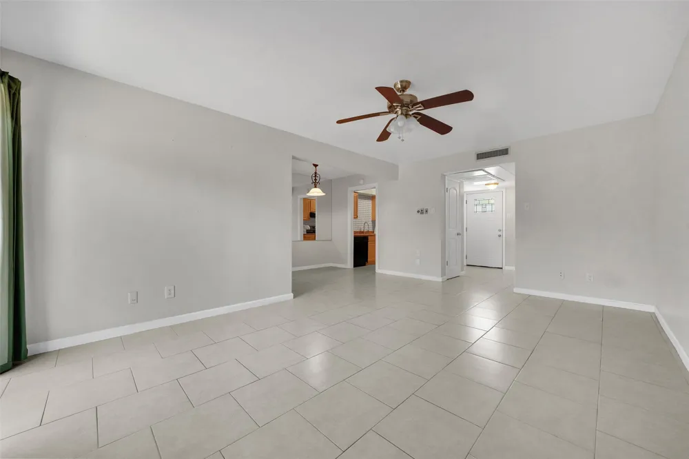 1817 E Grauwyler Road #158 Irving, TX 75061