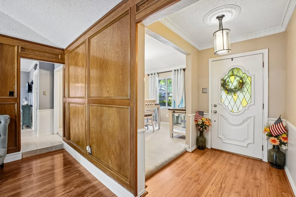 335 Robin Hill Lane Duncanville, TX 75137
