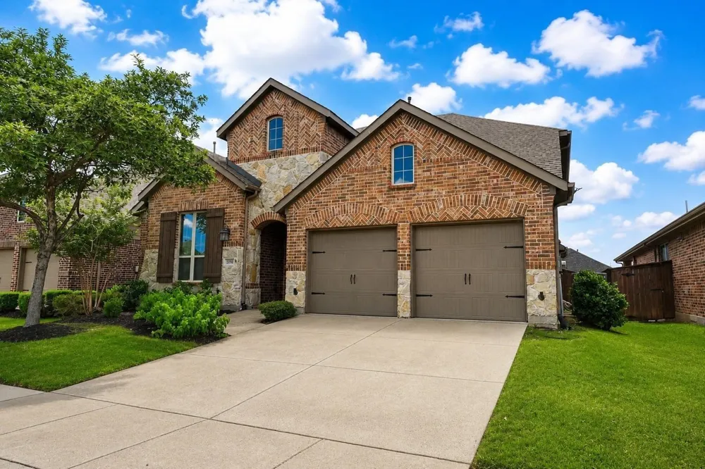 15704 Governors Island Way Prosper, TX 75078