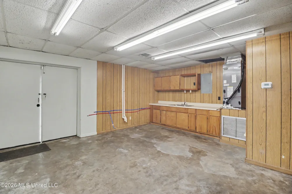 1405 Aston Avenue Mccomb, MS 39648