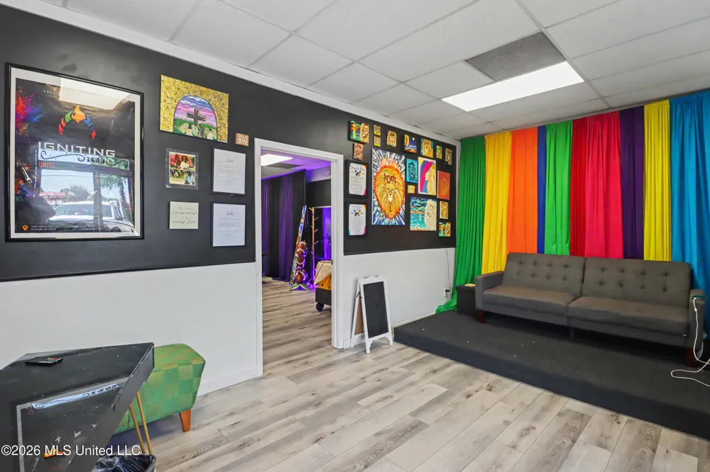 1405 Aston Avenue Mccomb, MS 39648