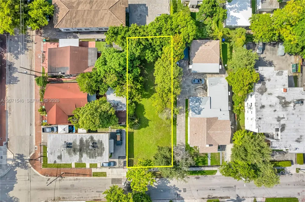 1324 SW 5th St Miami, FL 33135
