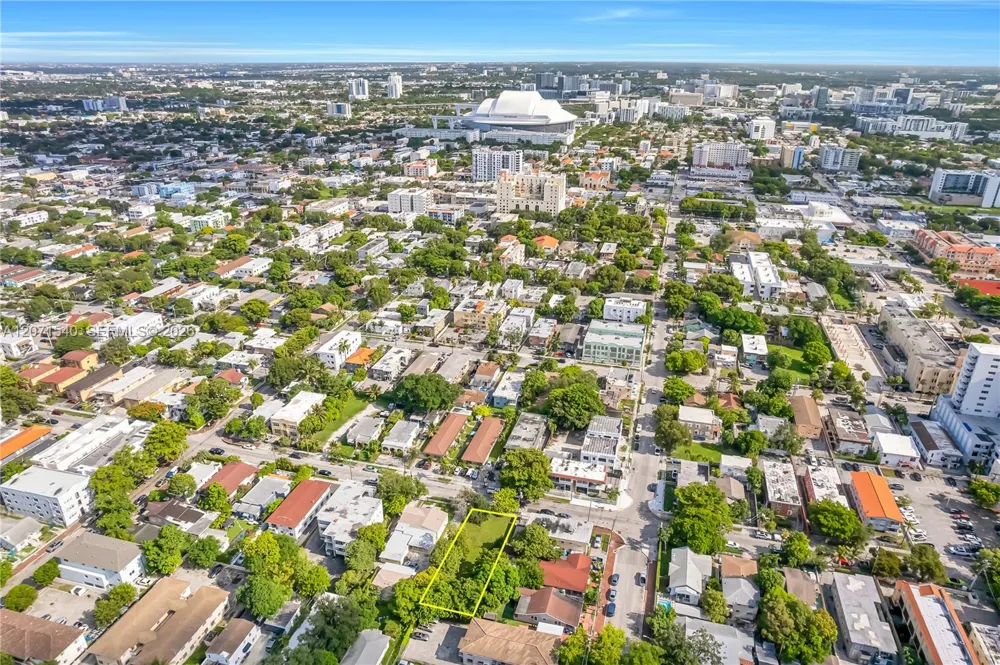 1324 SW 5th St Miami, FL 33135