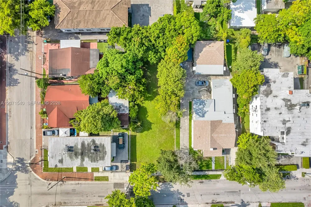 1324 SW 5th St Miami, FL 33135