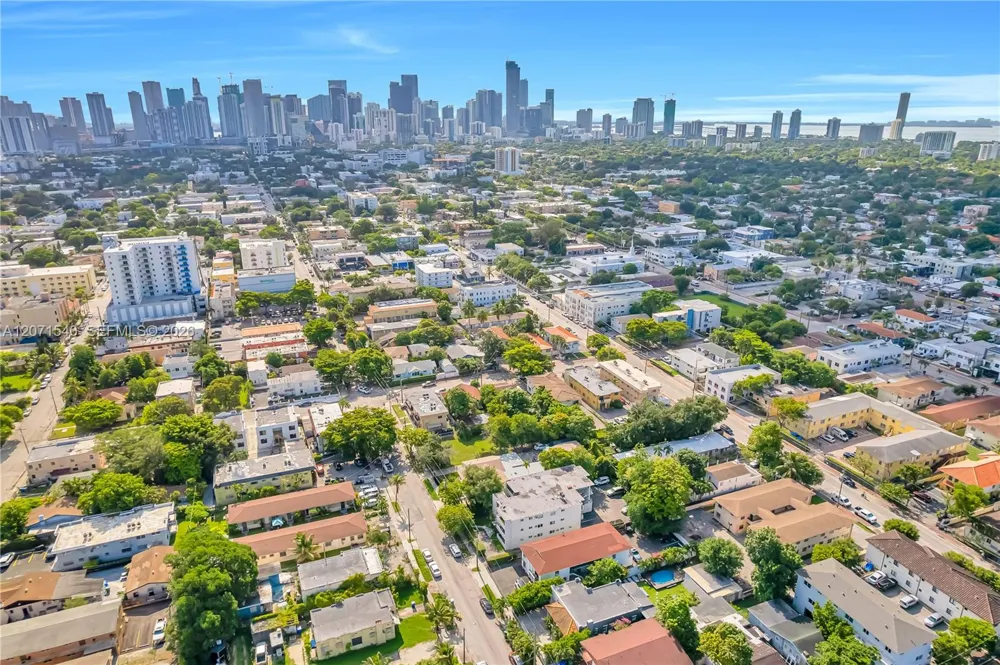1324 SW 5th St Miami, FL 33135