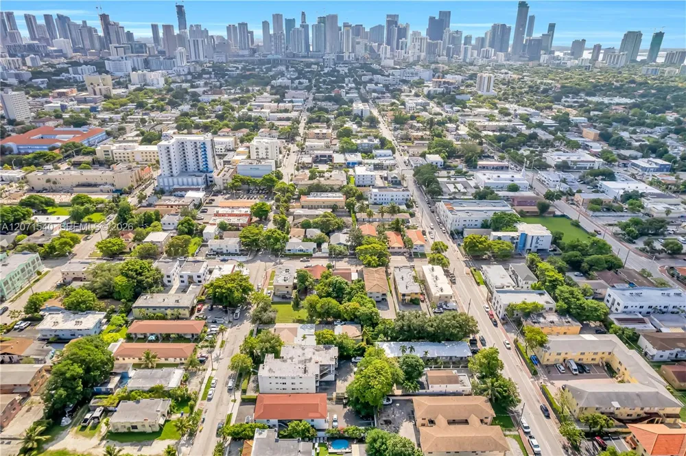 1324 SW 5th St Miami, FL 33135