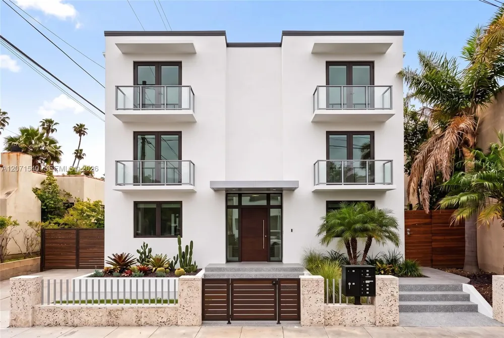 1324 SW 5th St Miami, FL 33135