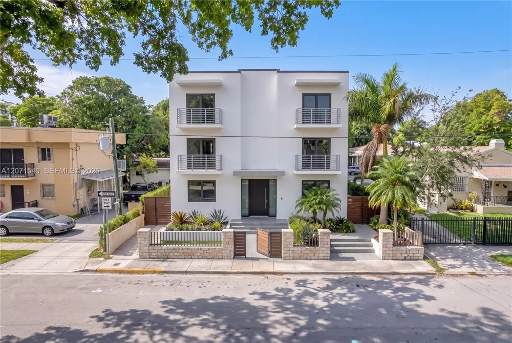 1324 SW 5th St Miami, FL 33135